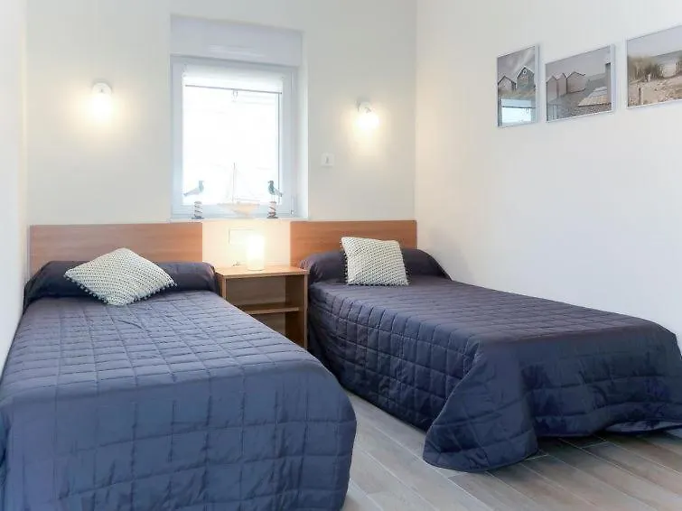 Hébergement de vacances maison au bord de la mer Plouhinec